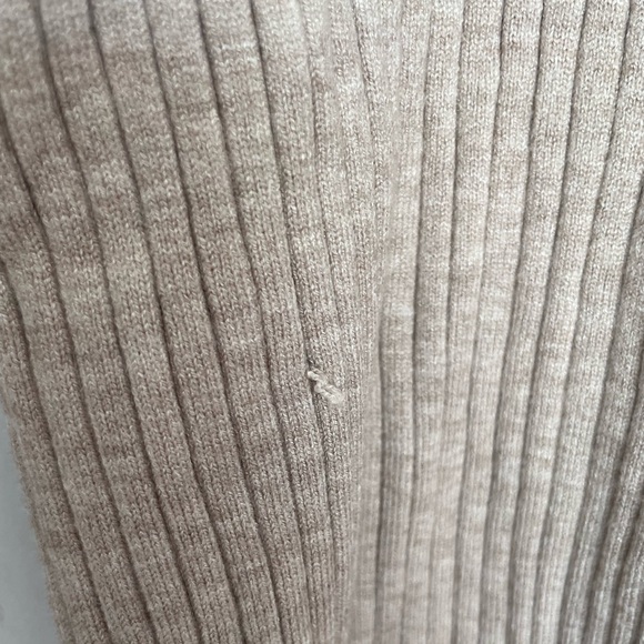 Beige Ribbed Knit Long-sleeve in Oatmeal Beige - Picture 6 of 10